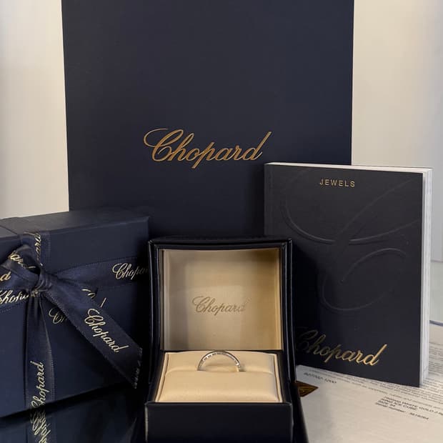 (54) 쇼파드 827702 아이스큐브 링 반지 18k 화이트골드