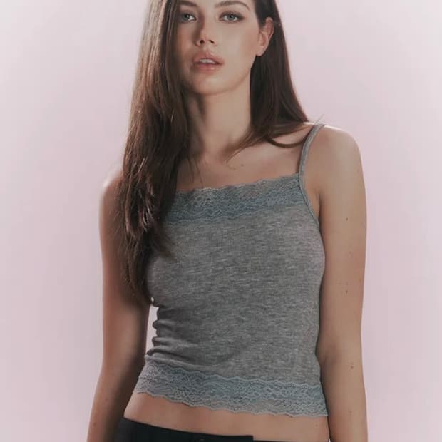 플리즈노팔로우 플노팔 엘리스 레이스 슬리브리스