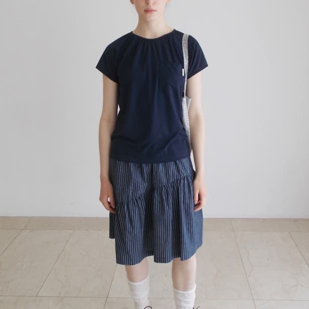 페스토 스트라이프 에세메트리 미디 스커트 다크 레이크