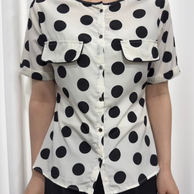 here’s dot blouse