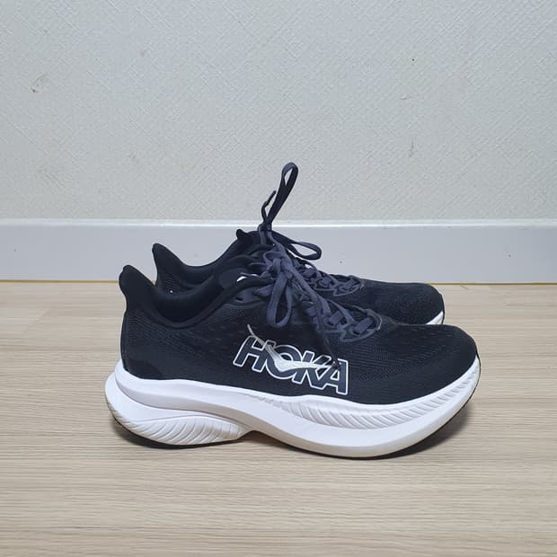 호카 오네오네 마하 6 러닝화 250