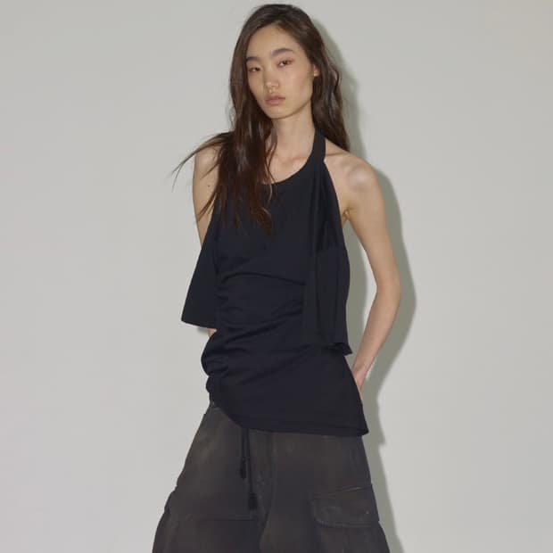 에스이오 seo HOOK AND EYE CORSET T-SHIRT