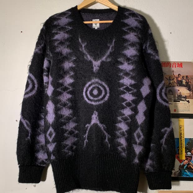 남이서팔 모헤어 니트