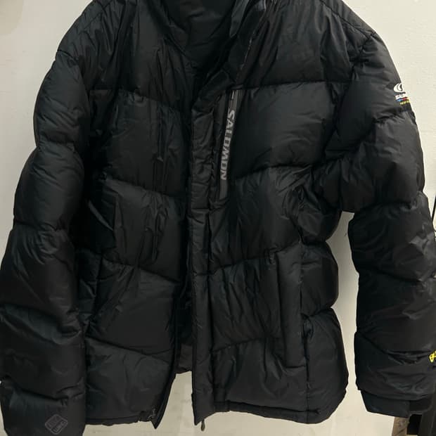 살로몬 구스패딩 L size