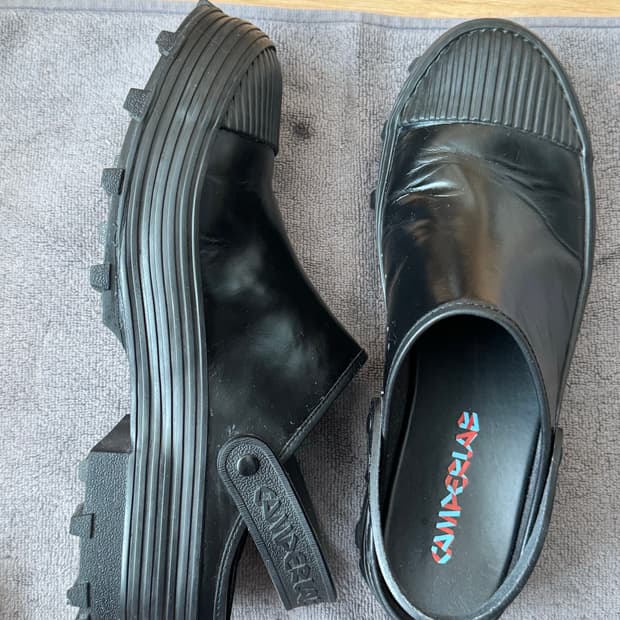 [정품/IT 44] 캠퍼랩(CamperLab) 트랙토리 클로그 블랙 - 