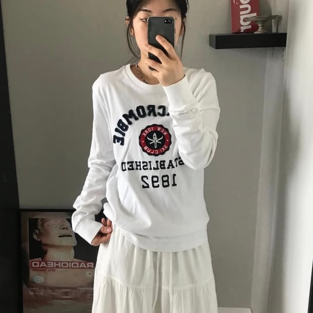 아베크롬비 롱슬리브 화이트 m