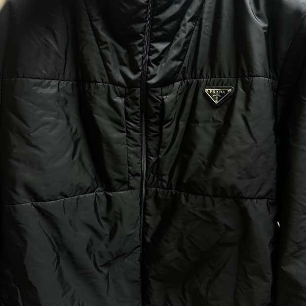프라다 리나일론 패딩