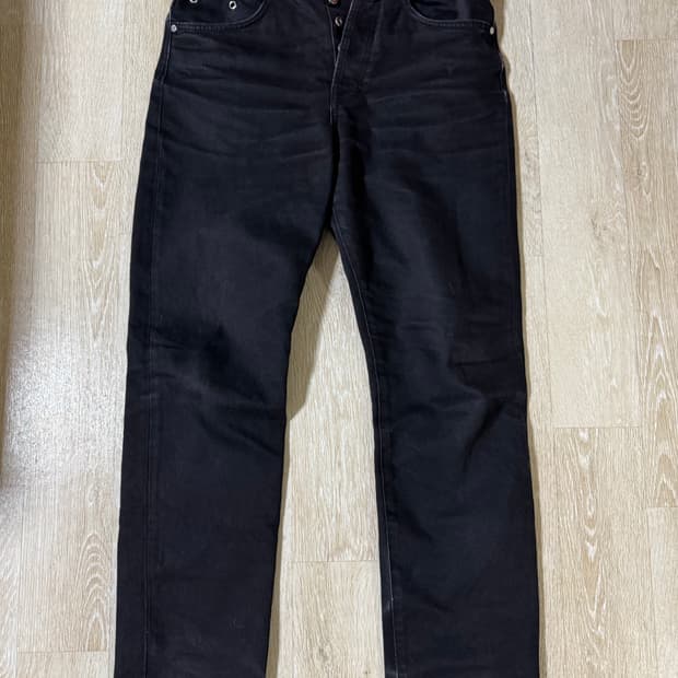 032c 워시드 스트레이트 진 블랙 30