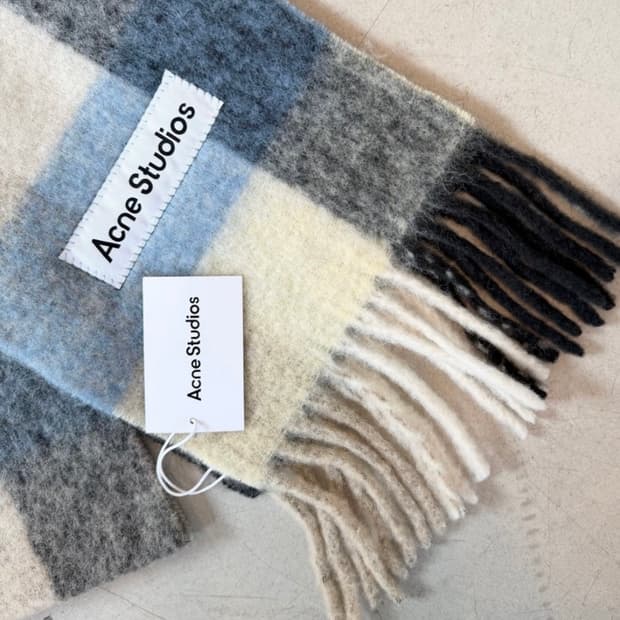 아크네 스튜디오 체크 알파카 모헤어 울머플러 스카프 남여공용