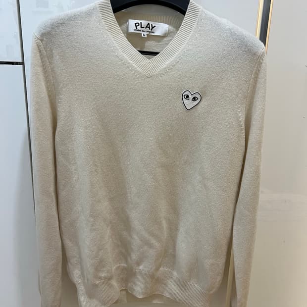 꼼데가르송 브이넥 아이보리니트 100-103