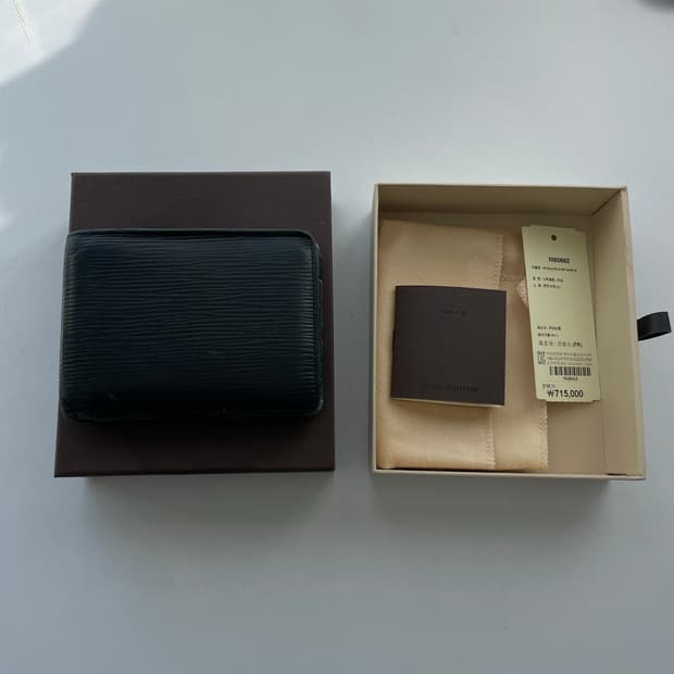 루이비통 남자반지갑 검정