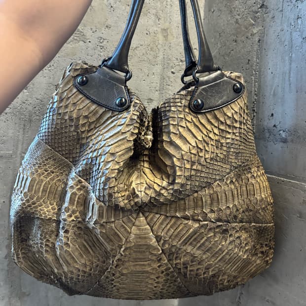 리얼 악어 가죽 숄더백