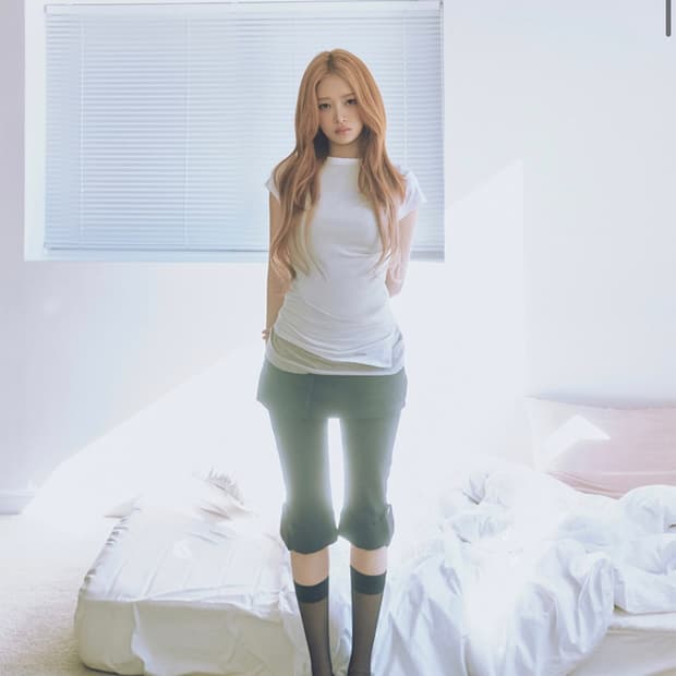 미세키서울 카프리팬츠 Rolled button capri