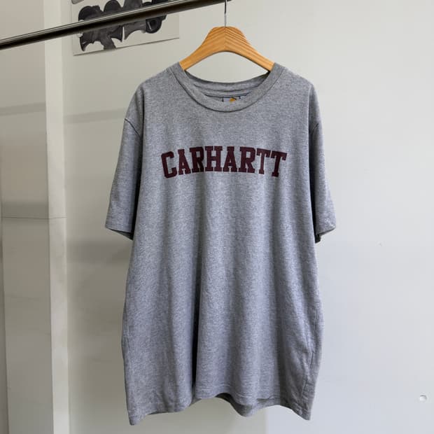칼하트 티셔츠