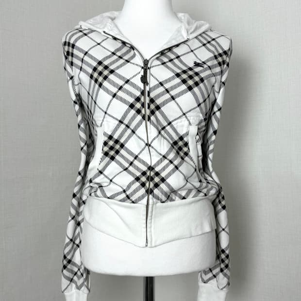 버버리 노바체크 화이트 후드집업