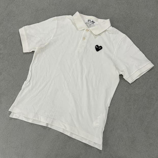 꼼데가르송 정품 블랙 하트 반팔 폴로티 화이트 2XL