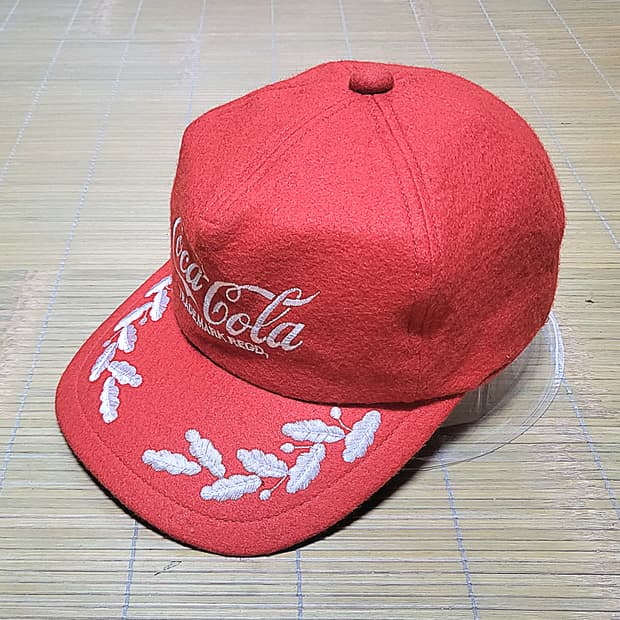 ♤필독♤ 코카콜라 올드스쿨 월계수 트러커캡