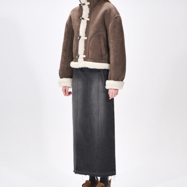 에트몽 하이넥 스웨이드 무스탕