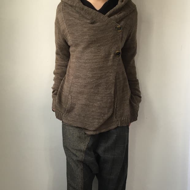 Drape point cardigan