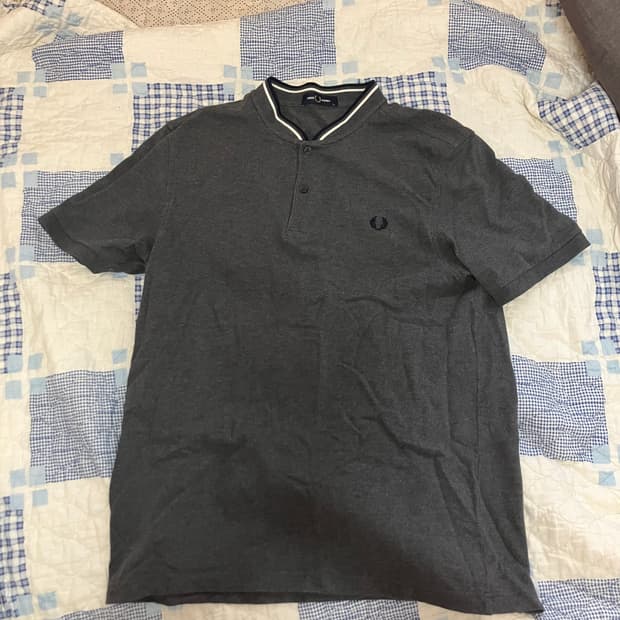 (XL) 프레드페리 숄 카라티 그레이
