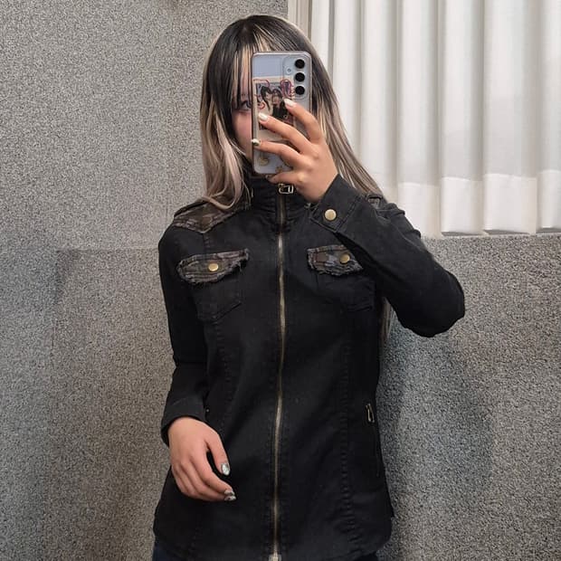 VINTAGE PUNK SKULL SHIRT 