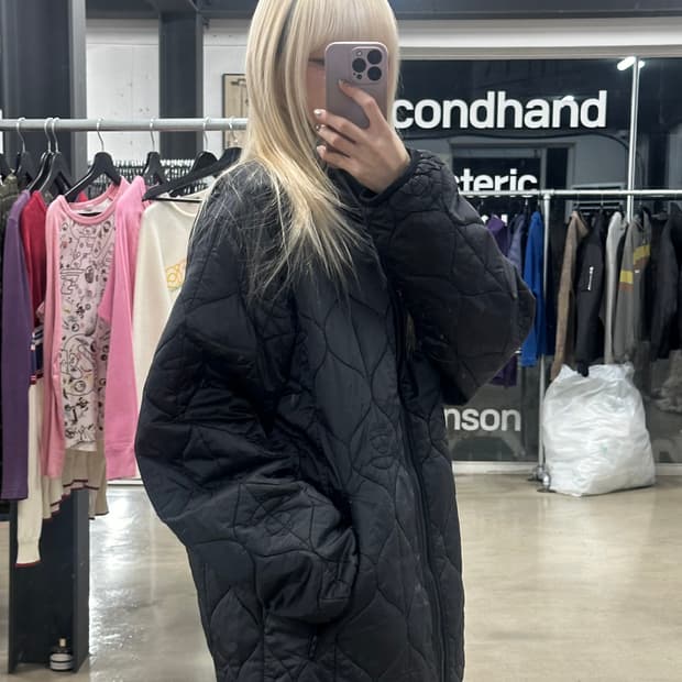 베이프 로고 그래픽 퀄팅 자켓