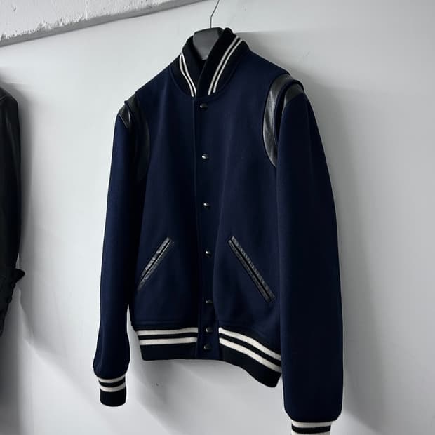 생로랑 14fw 에디 레더 판넬 바시티 자켓