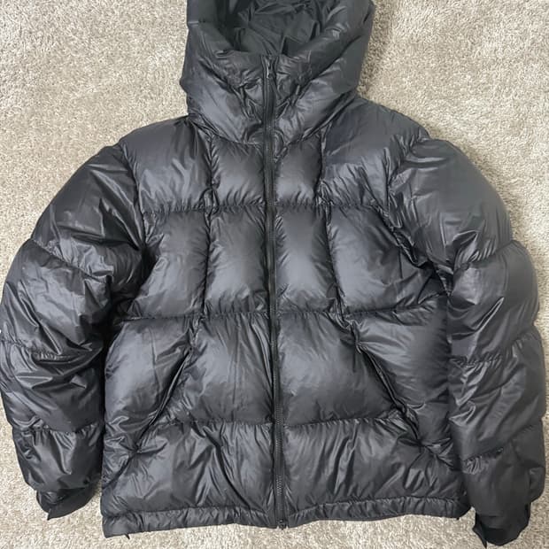 골드윈 퍼텍스 블랙  4사이즈 판매합니다.