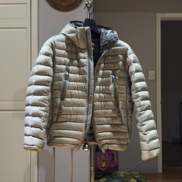 무신사 스탠다드 시티 레저 시어 립스탑 경량패딩