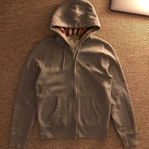 Burberry 그레이 후드집업S