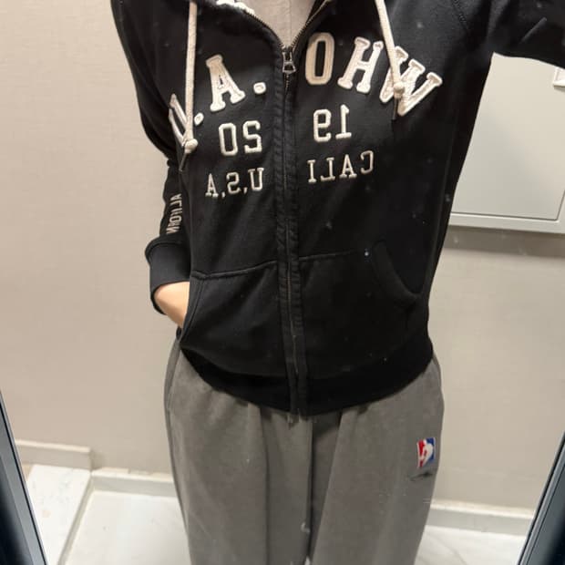 후아유 블랙 후드집업 s