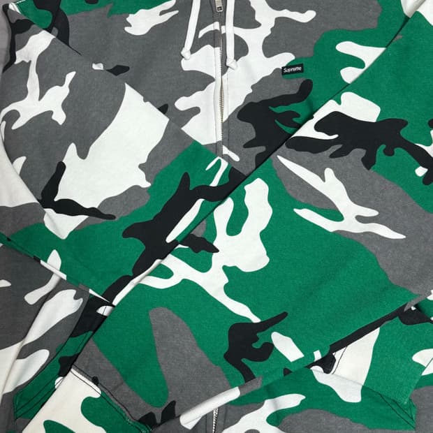 슈프림 25FW 후드집업 카모 M