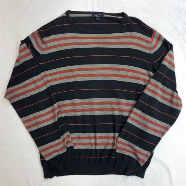 버버리 레드 스트라이프 맨투맨