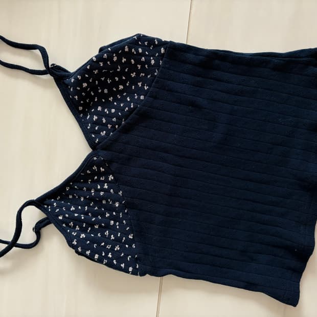 뉴뉴 나시 남색 슬리브리스 브랜디멜빌st 