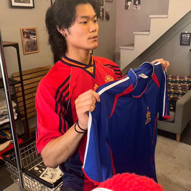98-99’s Adidas Spain Home Uniform Jersey