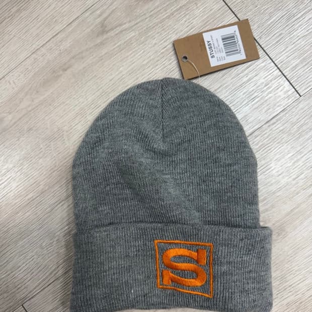 스투시 그레이 비니 새상품