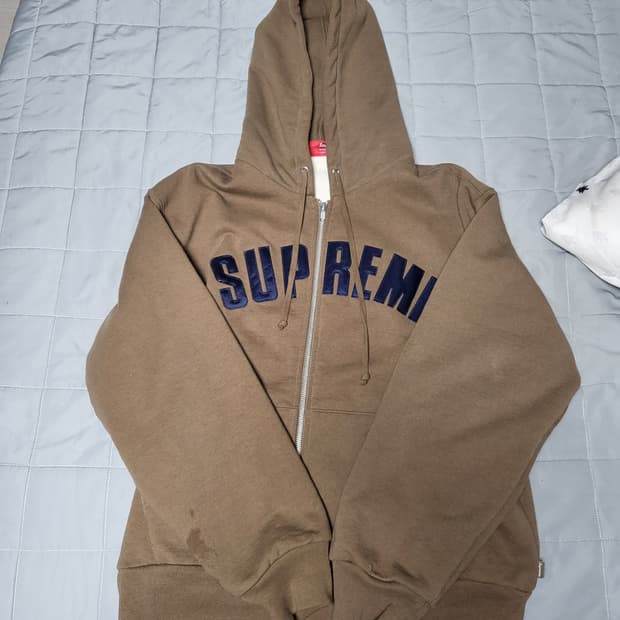 슈프림 아크써멀 25fw