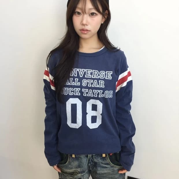 00s Converse Chuck Taylor 08 Long Sleeve