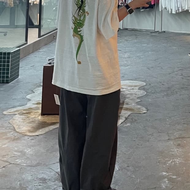 휴먼메이드 드래곤 화이트 반팔 H541