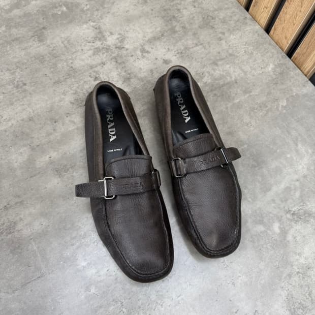 [9.5] 프라다 버클 로퍼 브라운