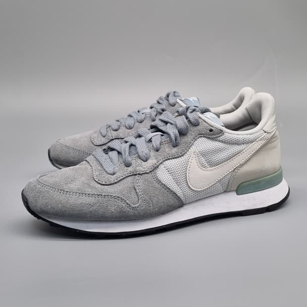 나이키 인터내셔널리스트 여성운동화240 