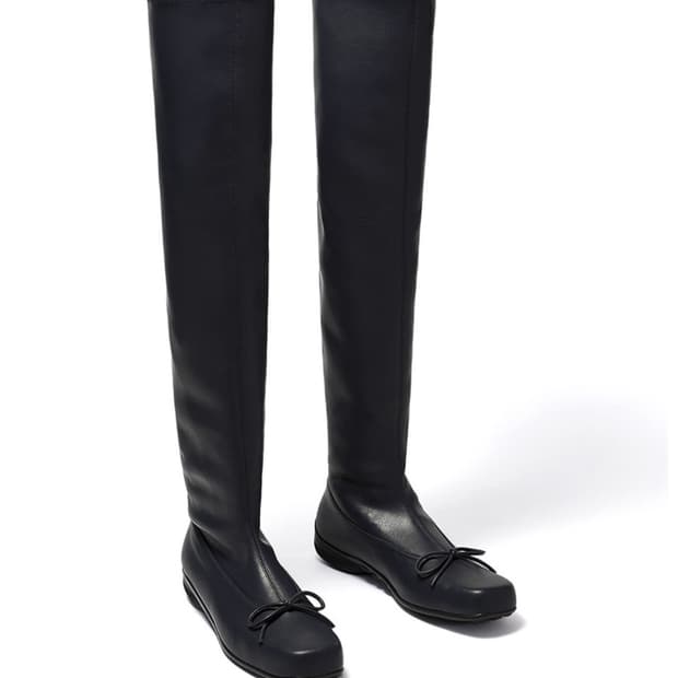 오픈yy 제니가 착용한 발레리나 부츠 245