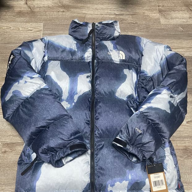 슈프림 노스페이스 블리치드 눕시