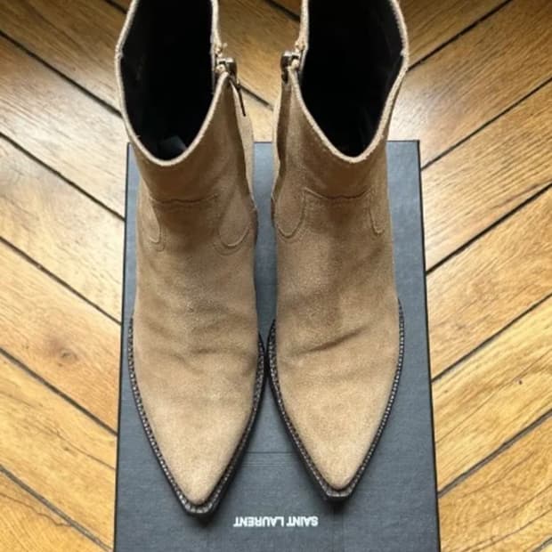 생로랑 루카스 42사이즈 판매 ( 또는 43, 44랑 교환 원함)