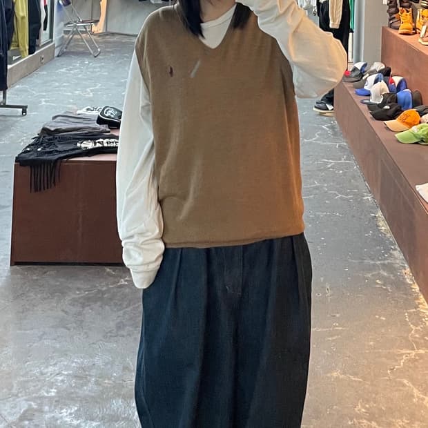 폴로 랄프로렌 포니로고 브이넥 딥베이직 니트 베스트 H1067