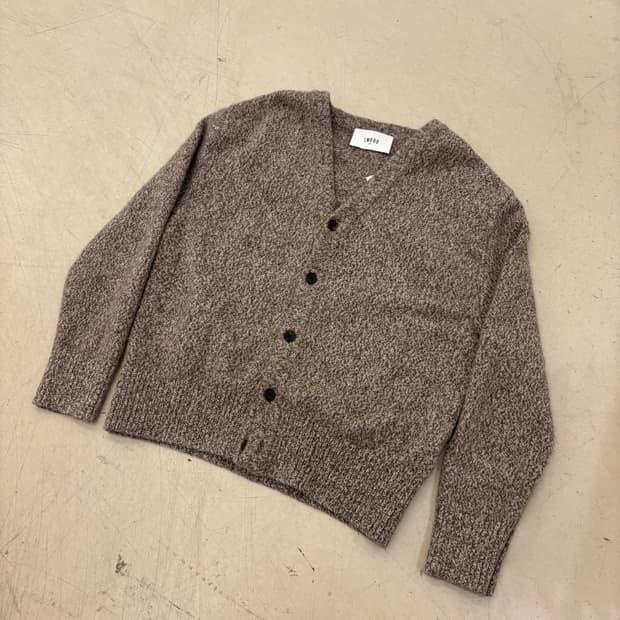 엘무드 브라운 보카시 니트 가디건