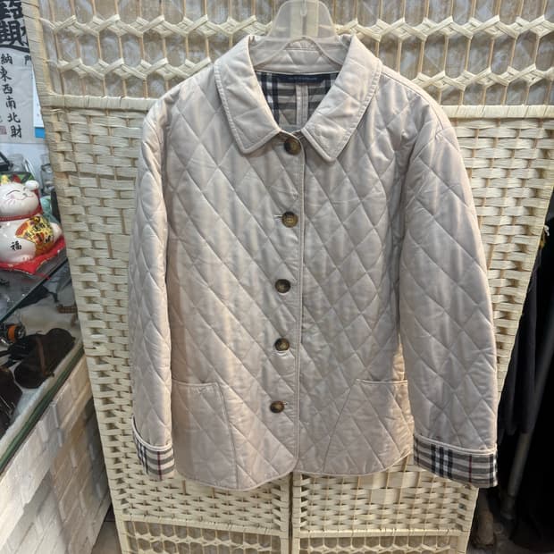 66-77 정품 버버리 누빔자켓 팝니다