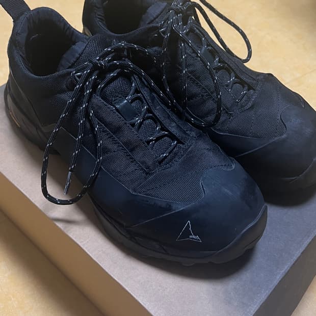 ROA 로아 카타리나 블랙 EU 42사이즈