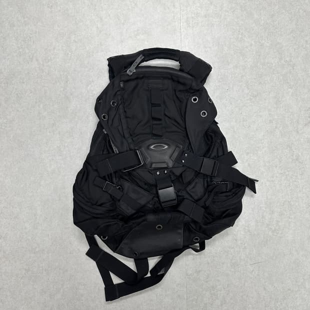 오클리 아이콘 3.0 백팩