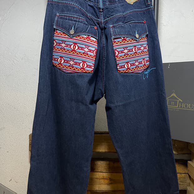 쿠지 올드스쿨 자수 팬츠